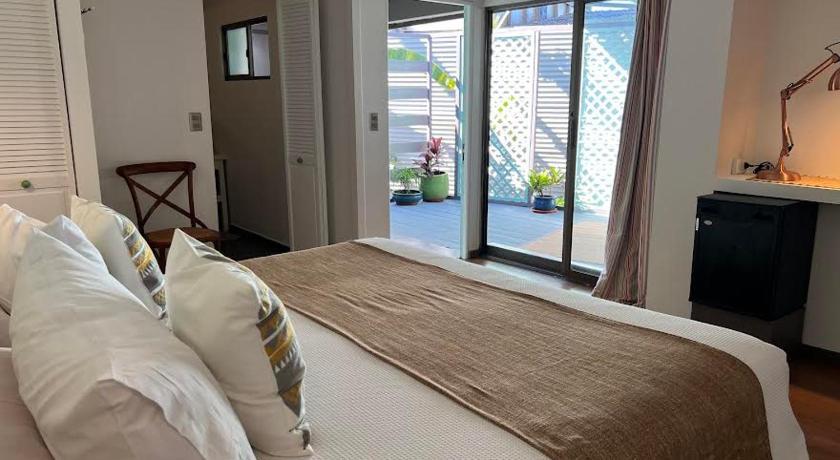 هانجا روا Hotel Boutique La Perouse المظهر الخارجي الصورة