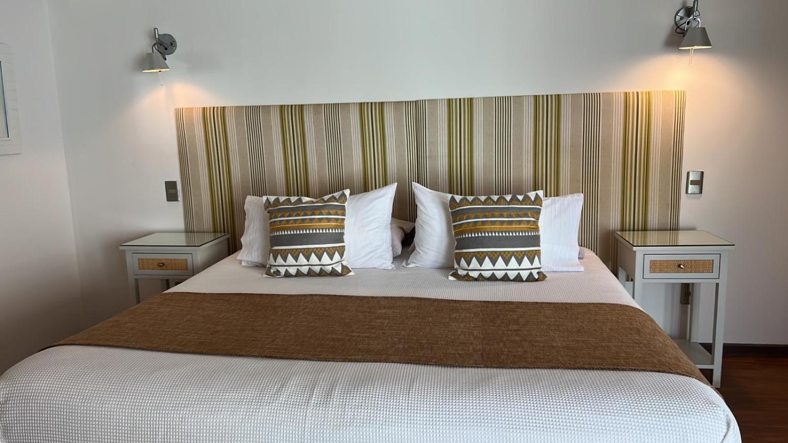 هانجا روا Hotel Boutique La Perouse المظهر الخارجي الصورة